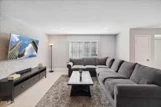 Photo #2: 6574636 Listing