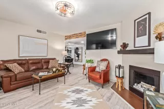 Photo #4: 6574716 Listing