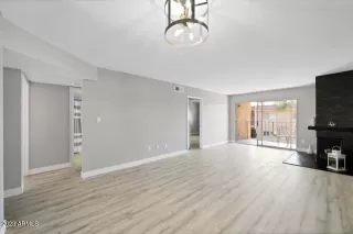 Photo #2: 6574824 Listing