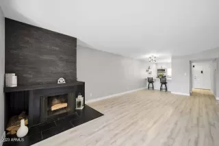 Photo #3: 6574824 Listing