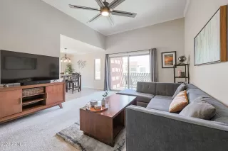 Photo #2: 6574995 Listing 