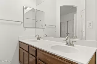 Photo #3: 6575035 Listing