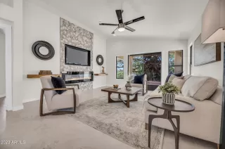 Photo #3: 6575272 Listing 