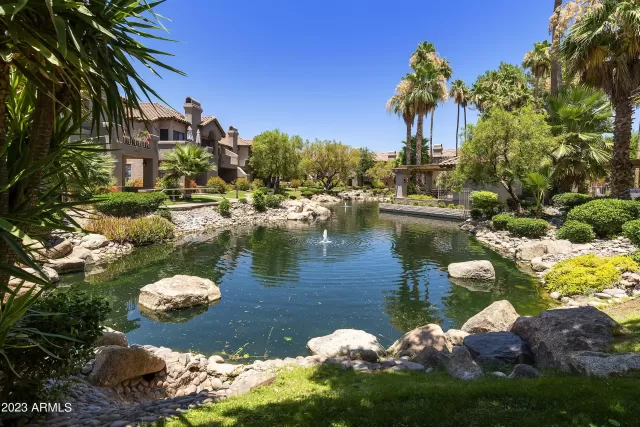 MLS: 6575842 Condo For Sale