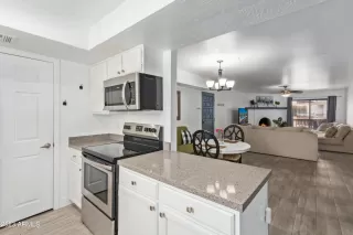 Photo #1: 6576172 Listing