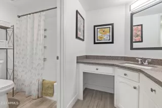 Photo #6: 6576172 Listing