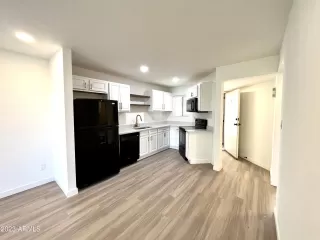 Photo #2: 6576650 Listing