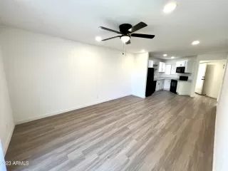 Photo #3: 6576650 Listing