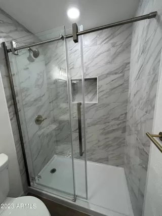 Photo #5: 6576650 Listing