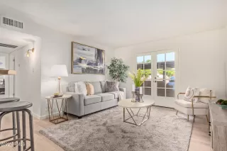 Photo #2: 6576762 Listing