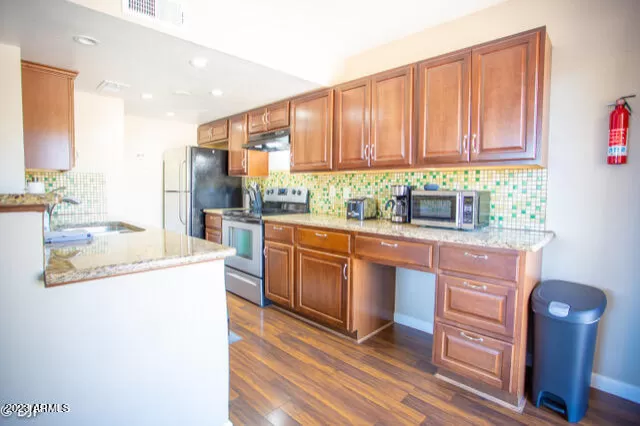 MLS: 6576850 Condo For Sale