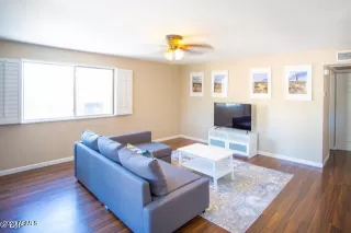 Photo #4: 6576850 Listing