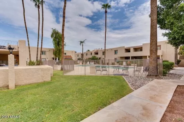MLS: 6577464 Condo For Sale