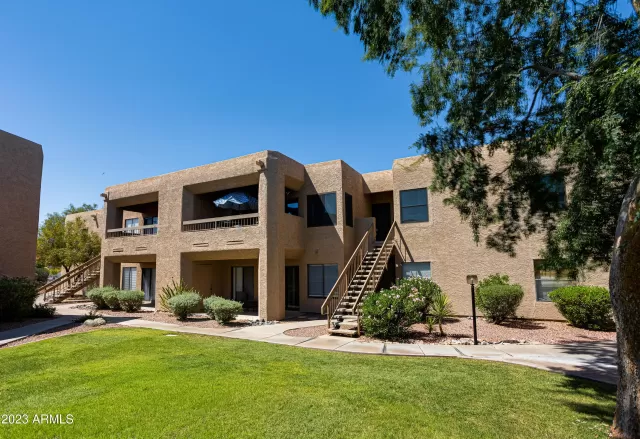 MLS: 6577550 Condo For Sale