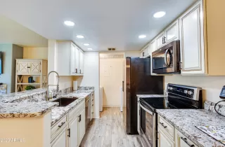 Photo #5: 6577550 Listing