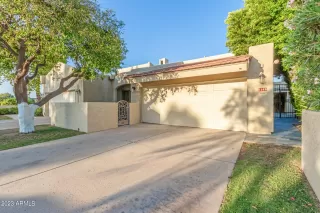 Photo #3: 6577613 Listing