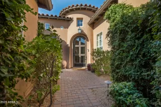 Photo #4: 6577638 Listing