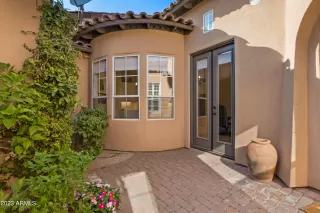 Photo #5: 6577638 Listing