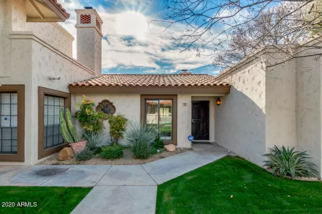 MLS: 6577762 Condo For Sale