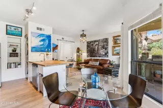 Photo #1: 6577875 Listing 