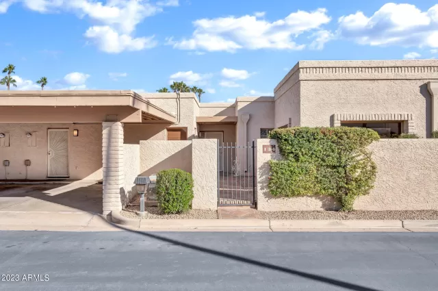MLS: 6578030 Condo For Sale