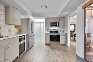 Photo #5: 6578030 Listing 