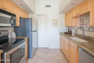 Photo #2: 6578144 Listing 