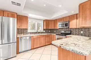 Photo #3: 6578241 Listing