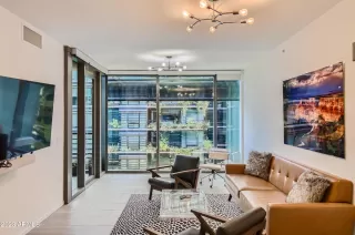 Photo #1: 6578384 Listing