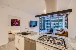 Photo #2: 6578384 Listing