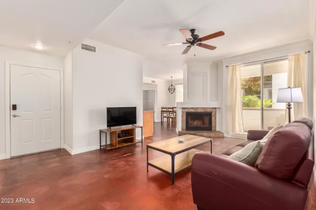 MLS: 6578620 Condo For Sale