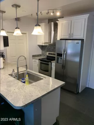 Photo #1: 6578892 Listing