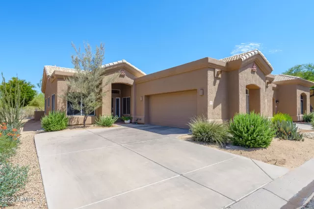 MLS: 6579254 Condo For Sale