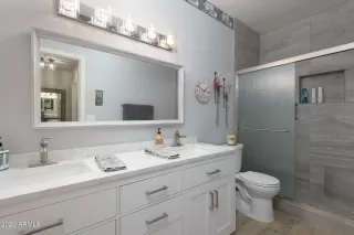 Photo #5: 6579254 Listing