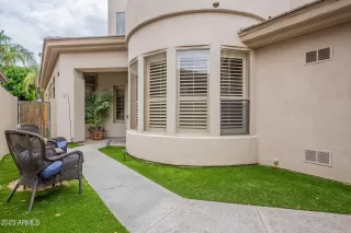 Photo #3: 6579394 Listing