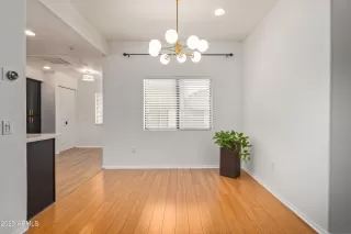 Photo #5: 6579465 Listing