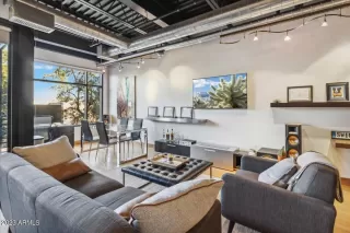 Photo #4: 6579491 Listing 