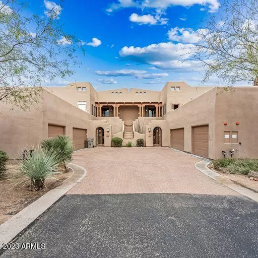 MLS: 6579553 Condo For Sale