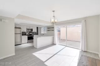 Photo #3: 6579578 Listing