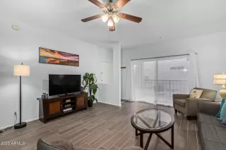 Photo #6: 6579631 Listing 