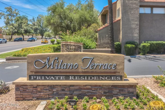 MLS: 6579974 Condo For Sale