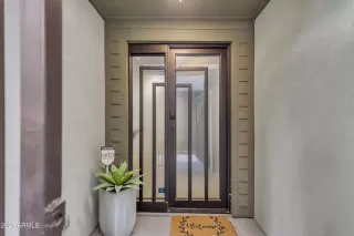 Photo #2: 6580130 Listing