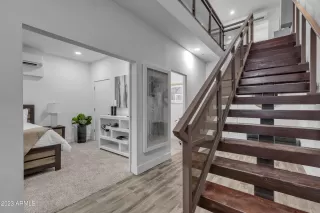 Photo #3: 6580130 Listing