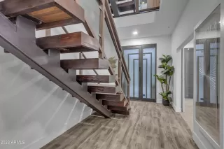 Photo #4: 6580130 Listing