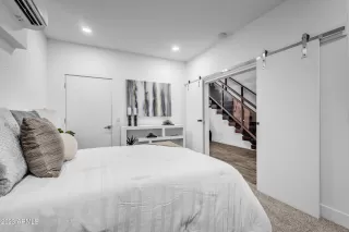 Photo #6: 6580130 Listing