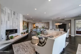 Photo #3: 6580186 Listing