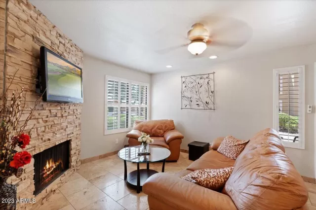 MLS: 6580415 Condo For Sale
