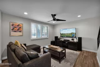 Photo #4: 6580655 Listing 