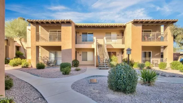 MLS: 6580662 Condo For Sale