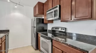 Photo #4: 6580662 Listing
